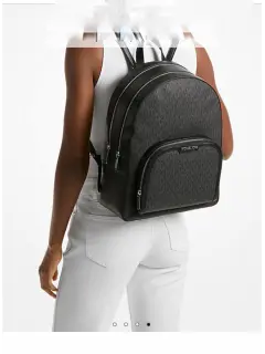 WhatsApp Image 2025-12-17 at 20.20.15 (9).jpeg